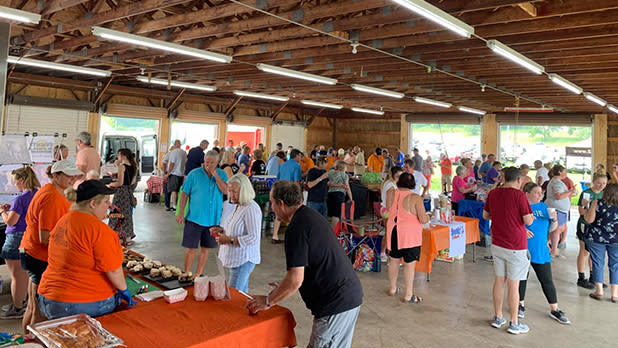 People try samples at the Taste of Wayne County event