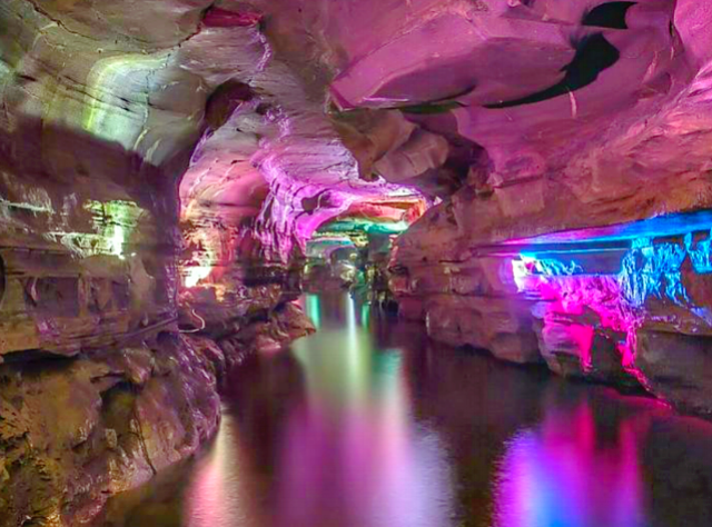 Howe Caverns